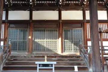 託法寺の本堂