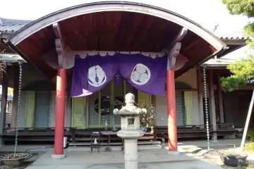 栖岸院の本堂