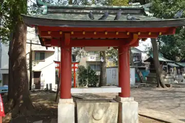 永福稲荷神社の御手水場