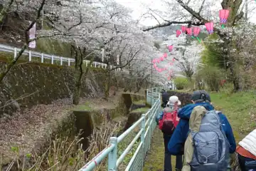 飯山観音の遊歩道
