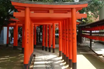 豊栄稲荷神社の稲荷鳥居