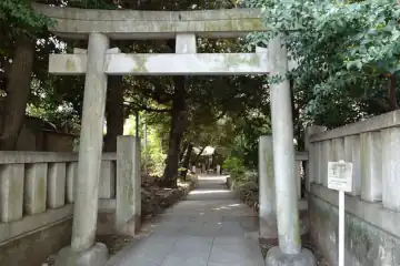 渋谷氷川神社の裏山門