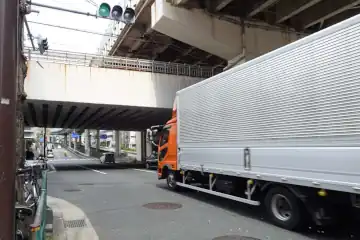 首都高2号線の高架橋