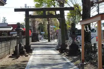 下染屋神明社の参道
