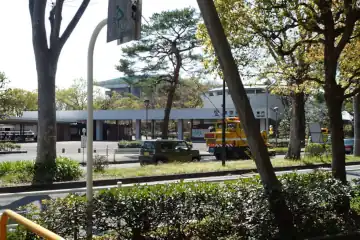 府中競馬場の東門
