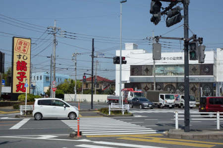 国立市・日野橋交差点