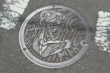 日野市の汚水マンホール