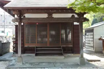 寳泉寺の堂宇