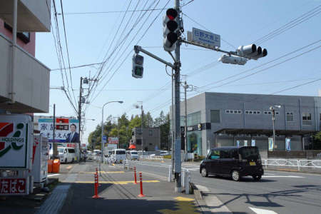 日野市・日野大阪上交差点