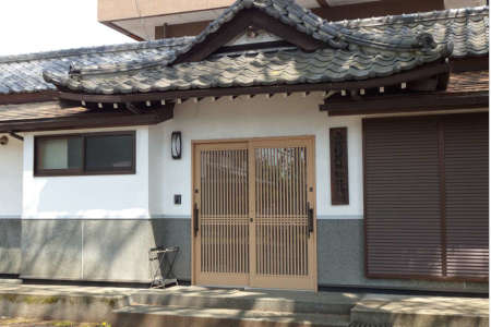 八王子市・高倉稲荷神社の社務所