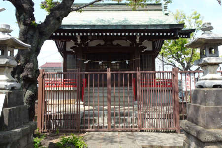 八王子市・永福稲荷神社の拝殿