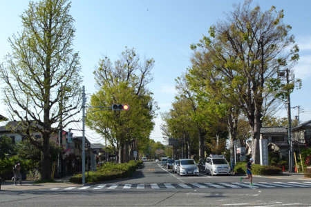 八王子市・多摩御陵入口の交差点