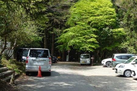 八王子市・景信山への登山口