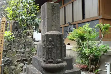 願生寺の六面地蔵