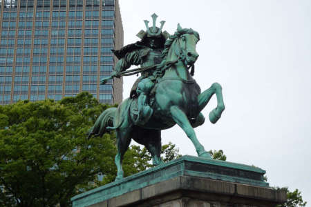 東京都千代田区・楠木正成公の銅像