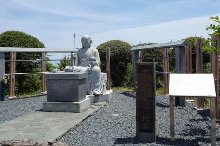十国峠のお願い地蔵尊