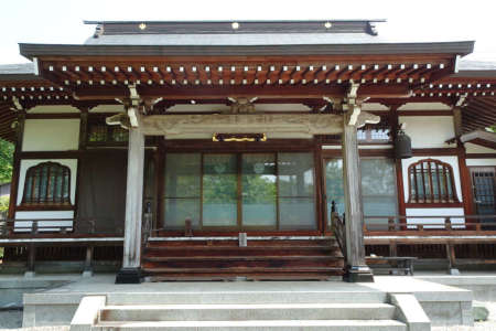観福寺の本堂