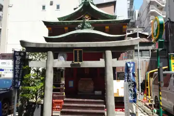 宝田恵比寿神社の石鳥