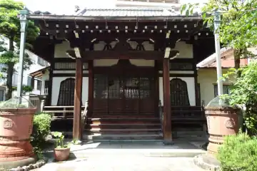 廣楽寺の本堂