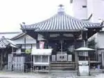 キリシタン灯籠のあるお寺